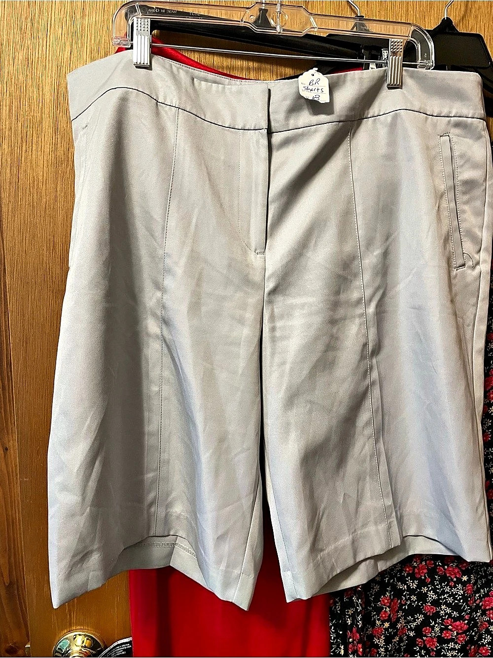 IZOD Golf Performance Shorts Gray Size 18